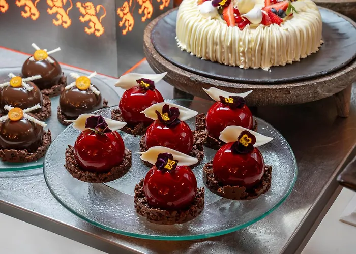 Cratos Premium Hotel Casino & Spa